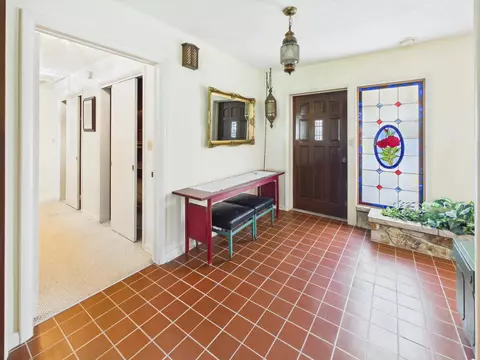 Entry Way - 1501 SE 8th Dr, Okeechobee, FL 34974 photo 1 of 7