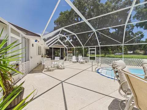 Exterior - 1501 SE 8th Dr, Okeechobee, FL 34974 photo 11 of 27