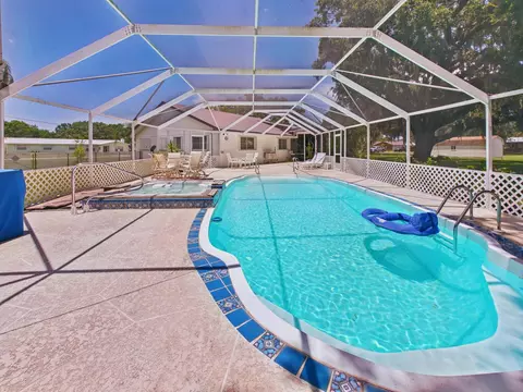 Exterior - 1501 SE 8th Dr, Okeechobee, FL 34974 photo 14 of 27