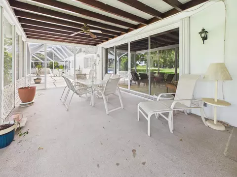 Exterior - 1501 SE 8th Dr, Okeechobee, FL 34974 photo 9 of 27
