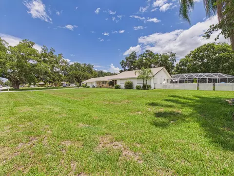 Exterior - 1501 SE 8th Dr, Okeechobee, FL 34974 photo 24 of 27
