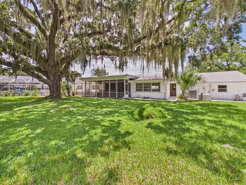 Exterior - 1501 SE 8th Dr, Okeechobee, FL 34974 photo 16 of 27