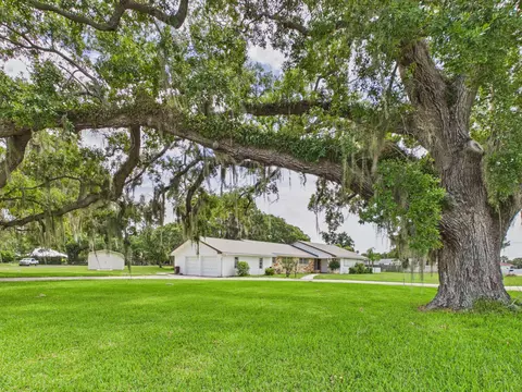 Exterior - 1501 SE 8th Dr, Okeechobee, FL 34974 photo 21 of 27