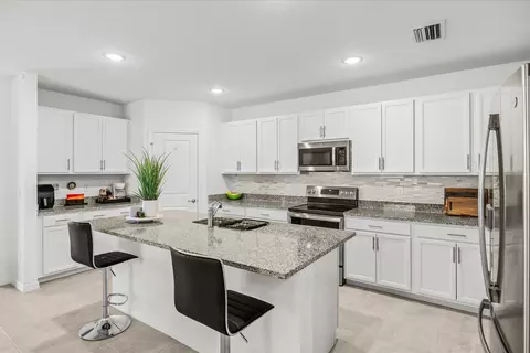 837 SW California Blvd, Port Saint Lucie, FL 34953