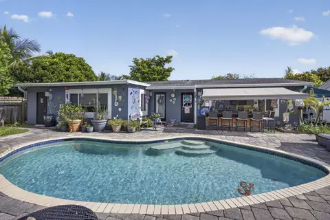 240 Gregory Rd, West Palm Beach, FL 33405