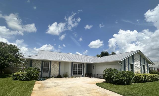 5209 Eagle Dr, Fort Pierce, FL 34951