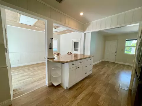 Kitchen - 3458 Canal Ct, Jupiter, FL 33469 photo 3 of 3
