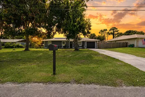 4703 Myrtle Dr, Fort Pierce, FL 34982