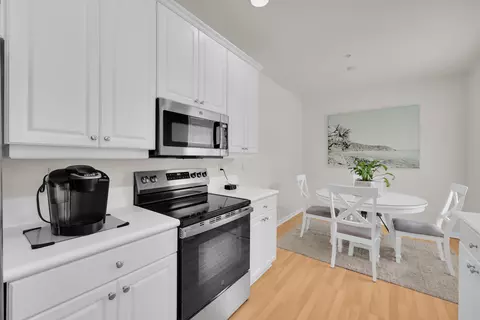 Kitchen - 4154 Stadium Dr, Jupiter, FL 33458 photo 1 of 4