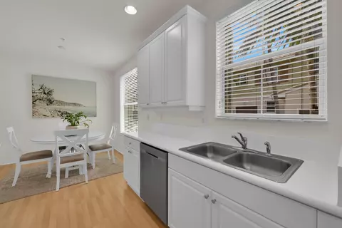 Kitchen - 4154 Stadium Dr, Jupiter, FL 33458 photo 2 of 4