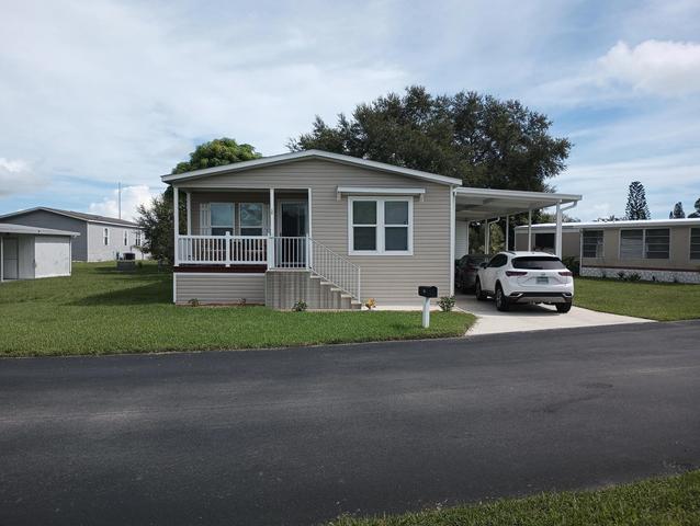 56 Manor Dr, Fort Pierce, FL 34982