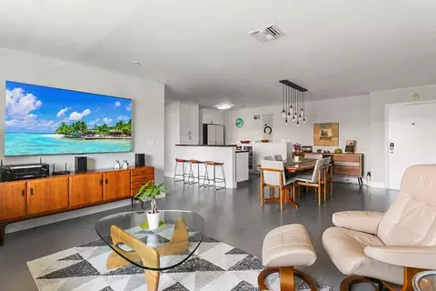 9 NE 19th Ct #C216, Wilton Manors, FL 33305
