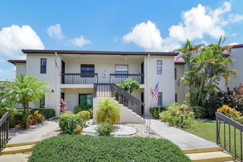 21214 Lago Cir #8B, Boca Raton, FL 33433