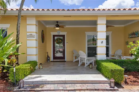 Exterior - 16686 Golfview Dr, Weston, FL 33326 photo 2 of 13