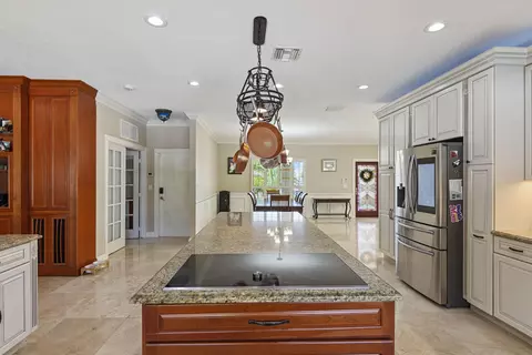 Kitchen - 16686 Golfview Dr, Weston, FL 33326 photo 8 of 12