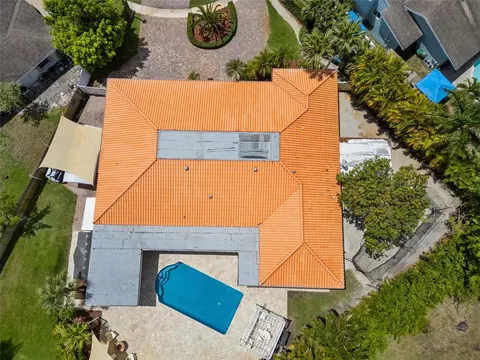 View/Area - 16686 Golfview Dr, Weston, FL 33326 photo 6 of 15
