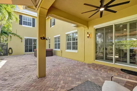 Exterior - 111 Leather Leaf Dr, Jupiter, FL 33458 photo 6 of 16