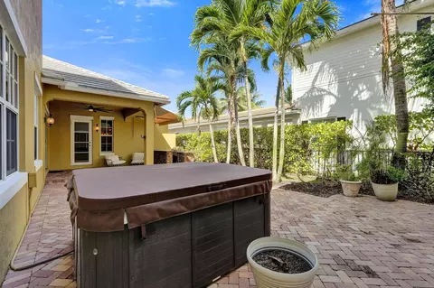 Exterior - 111 Leather Leaf Dr, Jupiter, FL 33458 photo 3 of 16