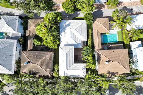 View/Area - 111 Leather Leaf Dr, Jupiter, FL 33458 photo 8 of 11