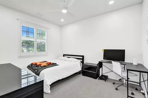 Bedroom - 111 Leather Leaf Dr, Jupiter, FL 33458 photo 6 of 13