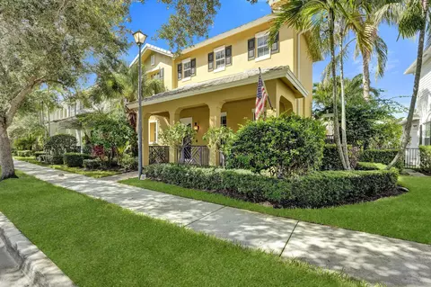 Exterior - 111 Leather Leaf Dr, Jupiter, FL 33458 photo 13 of 16