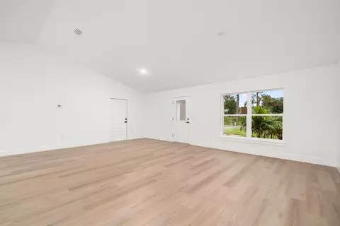 Living - 5513 Sopera Dr, Sebring, FL 33872 photo 1 of 5