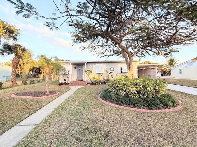 306 Fernandina St, Fort Pierce, FL 34949