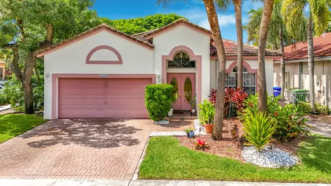 15883 SW 14th Ct, Pembroke Pines, FL 33027