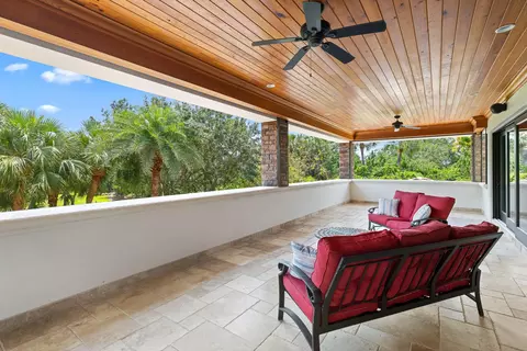 Exterior - 7242 Stonegate Blvd, Parkland, FL 33076 photo 4 of 8