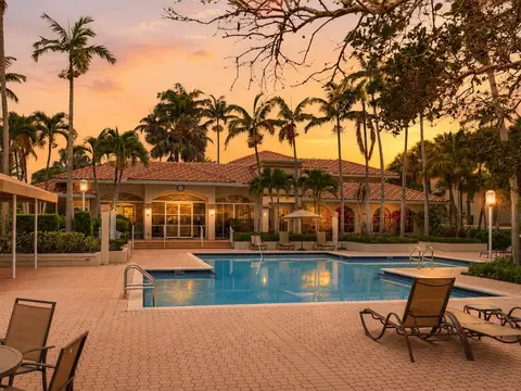 20101 Glenmoor Dr, West Palm Beach, FL 33409