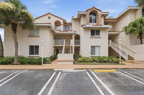 20101 Glenmoor Dr, West Palm Beach, FL 33409