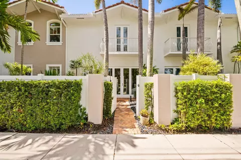 3446 NE 13th Ave, Oakland Park, FL 33334