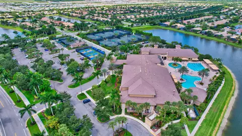 View/Area - 212 Monaco E, Delray Beach, FL 33446 photo 5 of 21