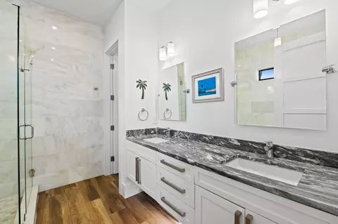 Bath - 3209 Leigh Rd, Pompano Beach, FL 33062 photo 2 of 5