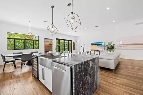 Kitchen - 3209 Leigh Rd, Pompano Beach, FL 33062 photo 3 of 4