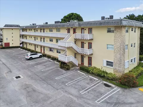 4321 NW 16th St #C202, Lauderhill, FL 33313