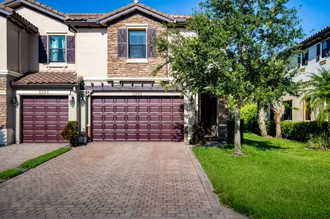 5323 Santa Maria Ave, Boynton Beach, FL 33436