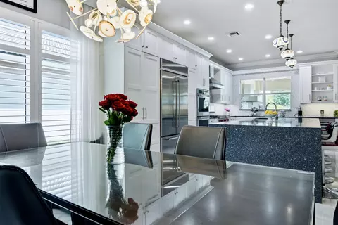Dining - 155 Lucia Ct, Jupiter, FL 33478 photo 2 of 2