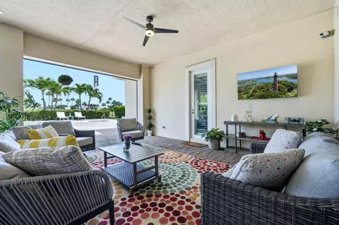 Exterior - 155 Lucia Ct, Jupiter, FL 33478 photo 4 of 13