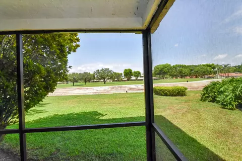 2 Southport Ln #C, Boynton Beach, FL 33436