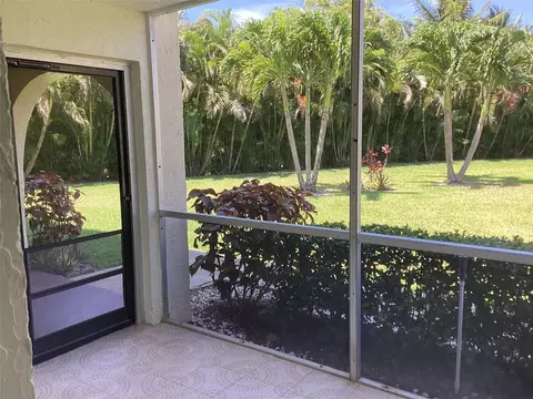 5927 La Pinata Blvd #C-1, Greenacres, FL 33463