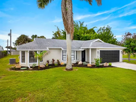 801 SW Harvard Rd, Port Saint Lucie, FL 34953