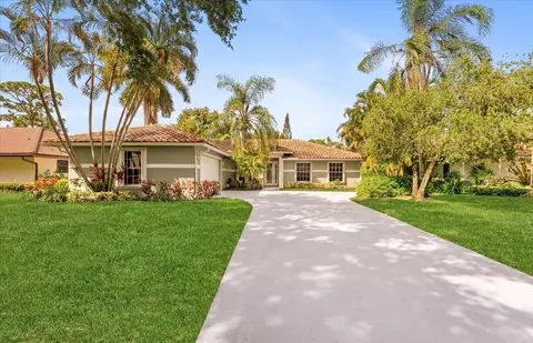 4 Glengary Rd, Palm Beach Gardens, FL 33418