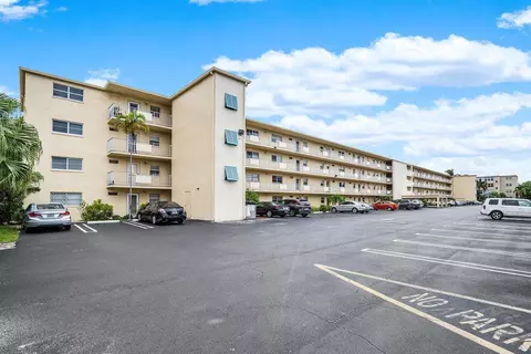 2615 NE 3rd Ct #308, Boynton Beach, FL 33435