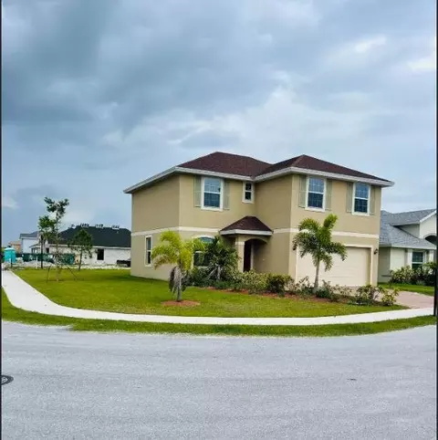 416 Seafoam Cir, Fort Pierce, FL 34945