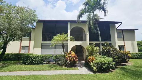 4807 Sable Pine Cir #B1, West Palm Beach, FL 33417