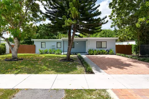 9920 SW 49th St, Miami, FL 33165
