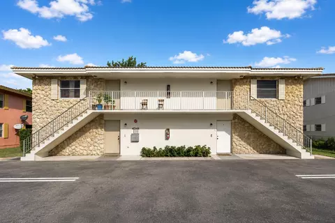 4341 Riverside Dr #A-D, Coral Springs, FL 33065