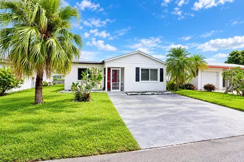 8103 NW 58th Pl, Tamarac, FL 33321