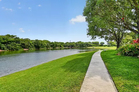 View/Area - 308 Spruce St, Boynton Beach, FL 33426 photo 1 of 17